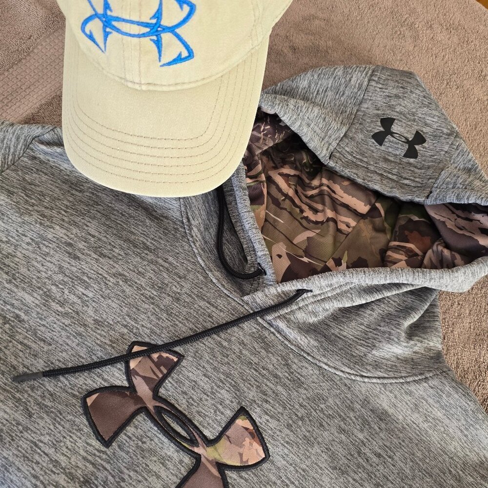 Under Armour hoodie grey